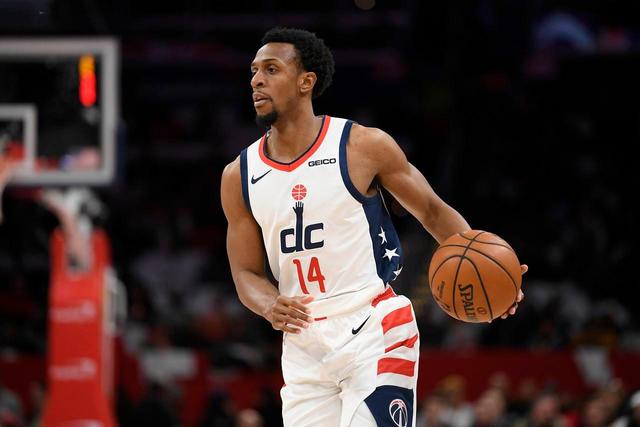 英超-加克波破门萨拉赫制胜 利物浦2-1布莱顿